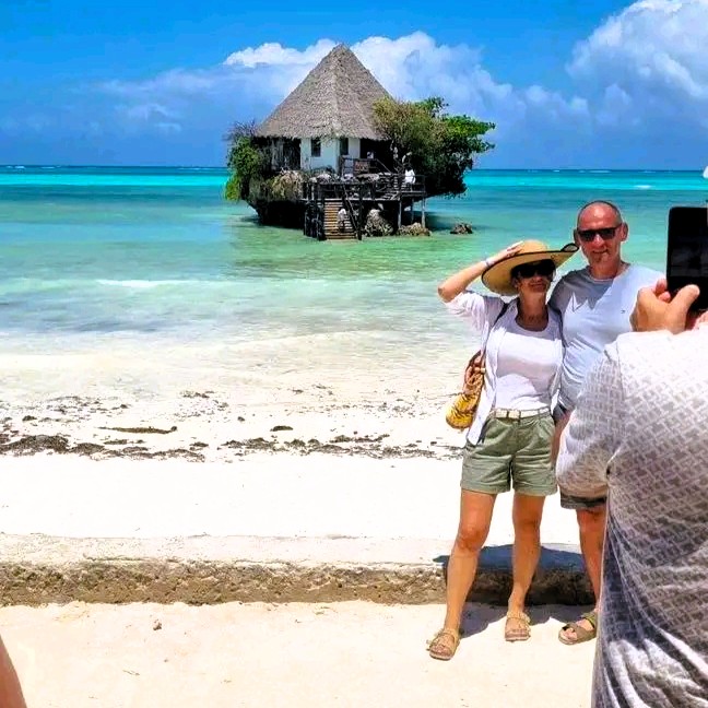 Romantic dining experience at The Rock Zanzibar